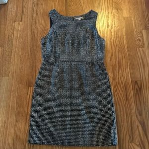 Beautiful dress without belt!